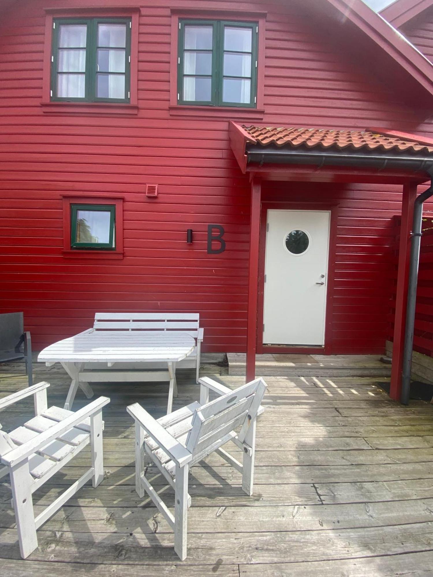 Sjoberg Hotell Og Ferie Leiligheter Osthusvik Luaran gambar