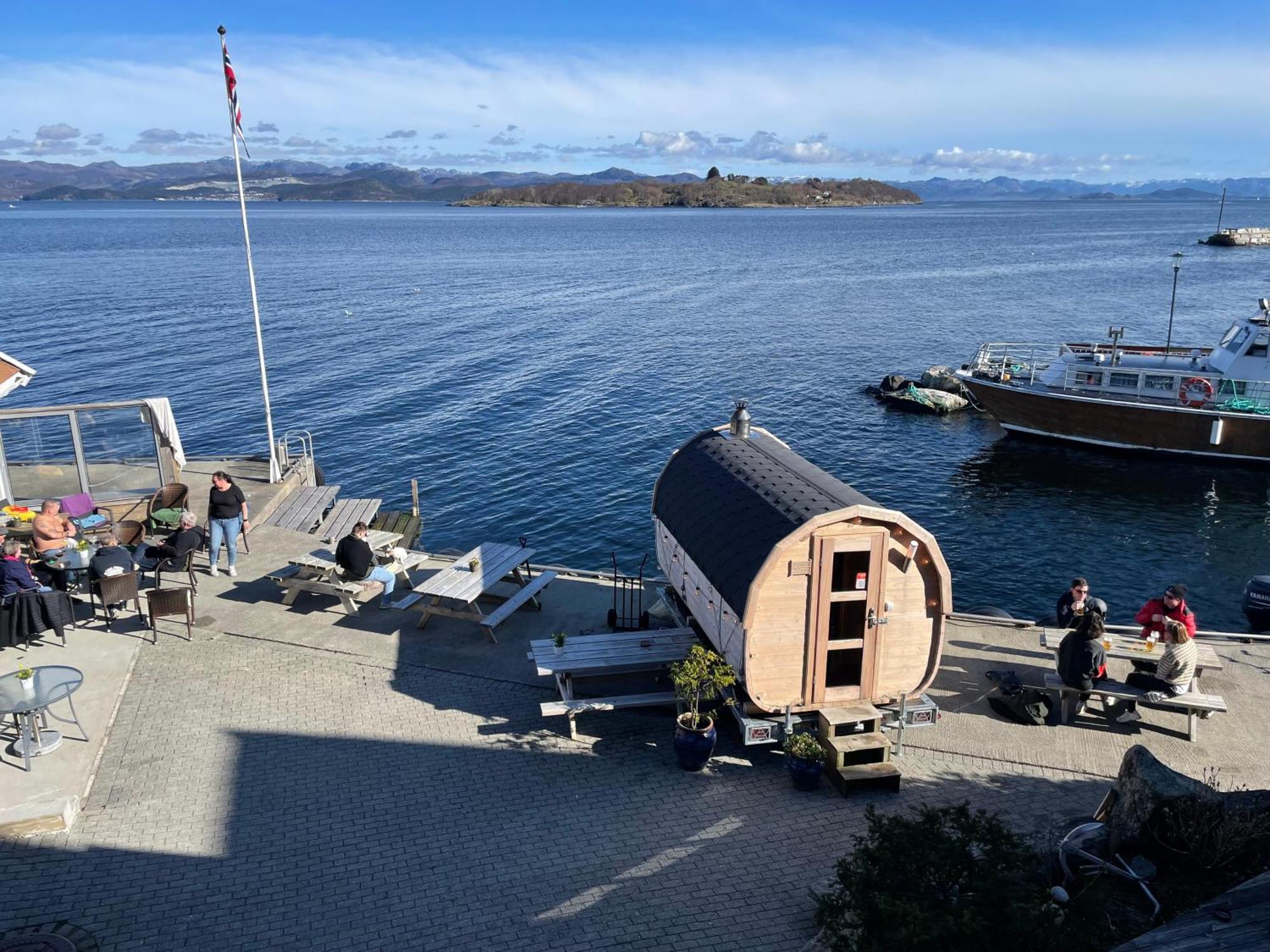 Sjoberg Hotell Og Ferie Leiligheter Osthusvik Luaran gambar