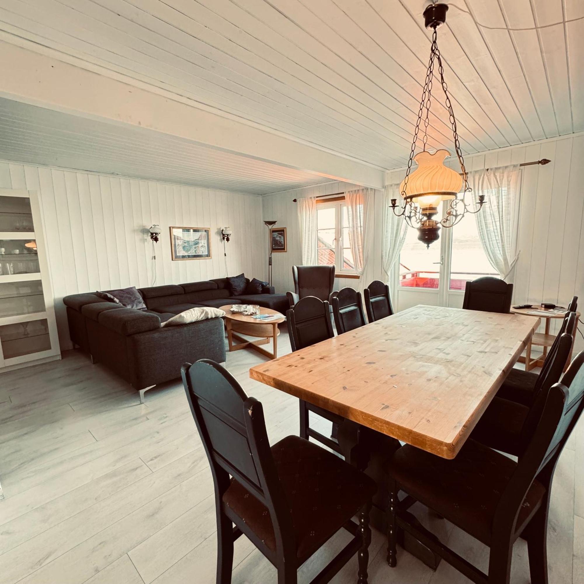 Sjoberg Hotell Og Ferie Leiligheter Osthusvik Luaran gambar