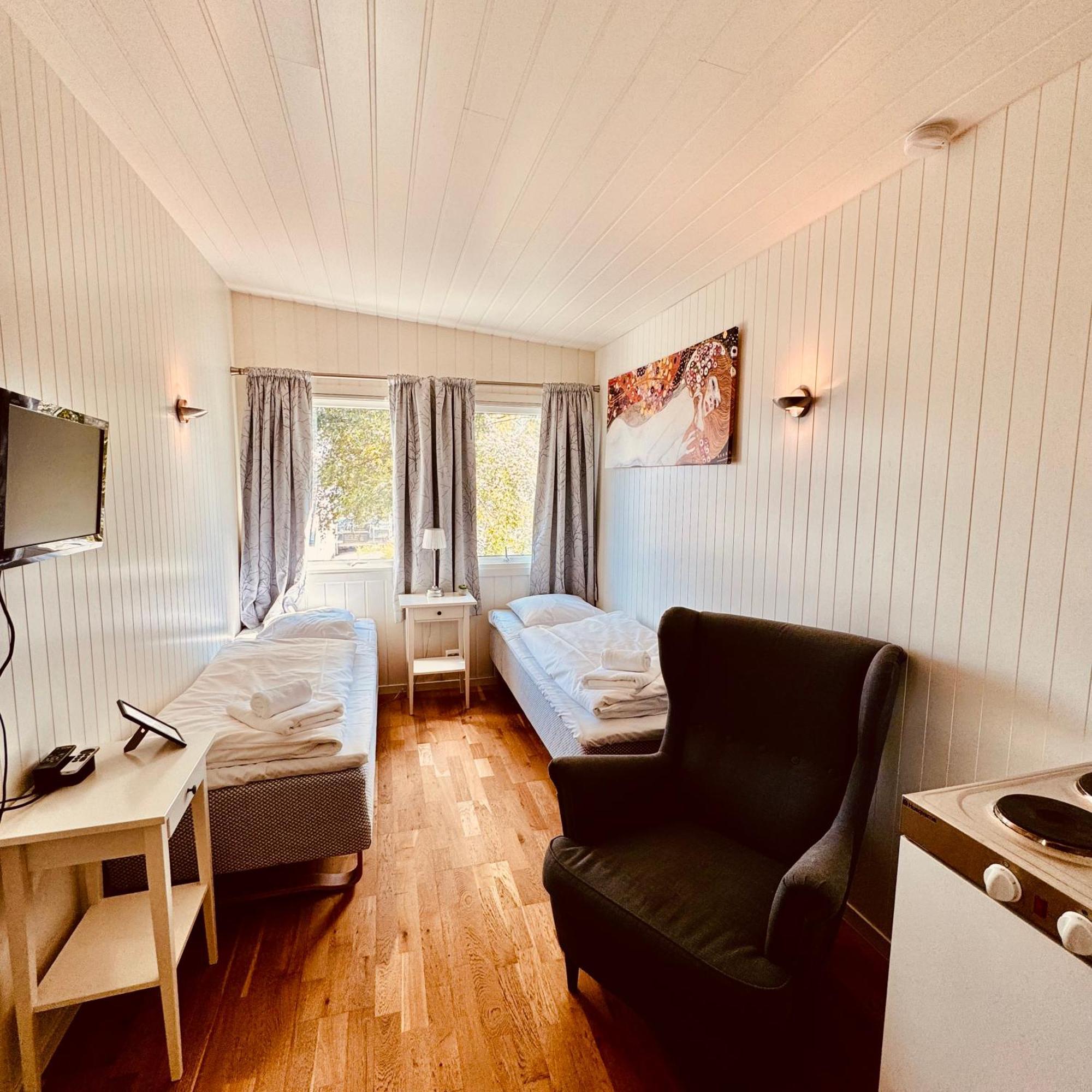 Sjoberg Hotell Og Ferie Leiligheter Osthusvik Luaran gambar