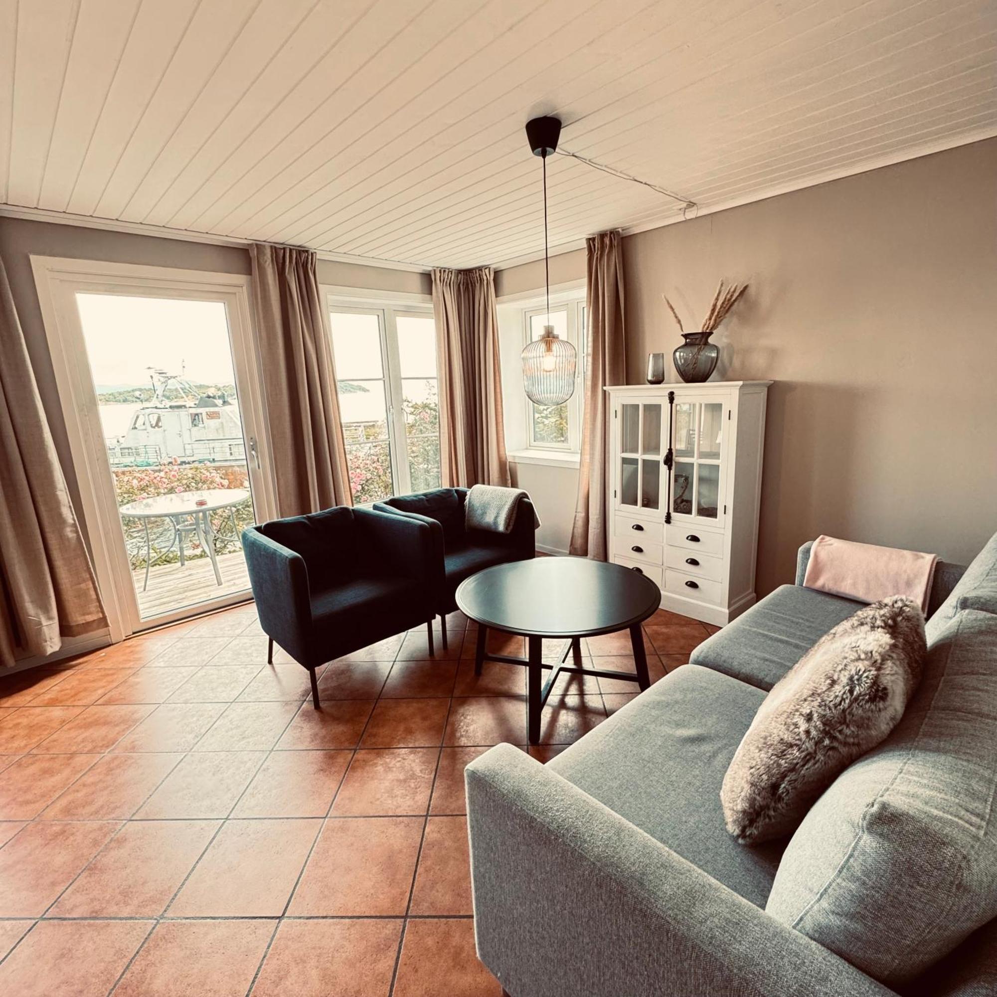 Sjoberg Hotell Og Ferie Leiligheter Osthusvik Luaran gambar