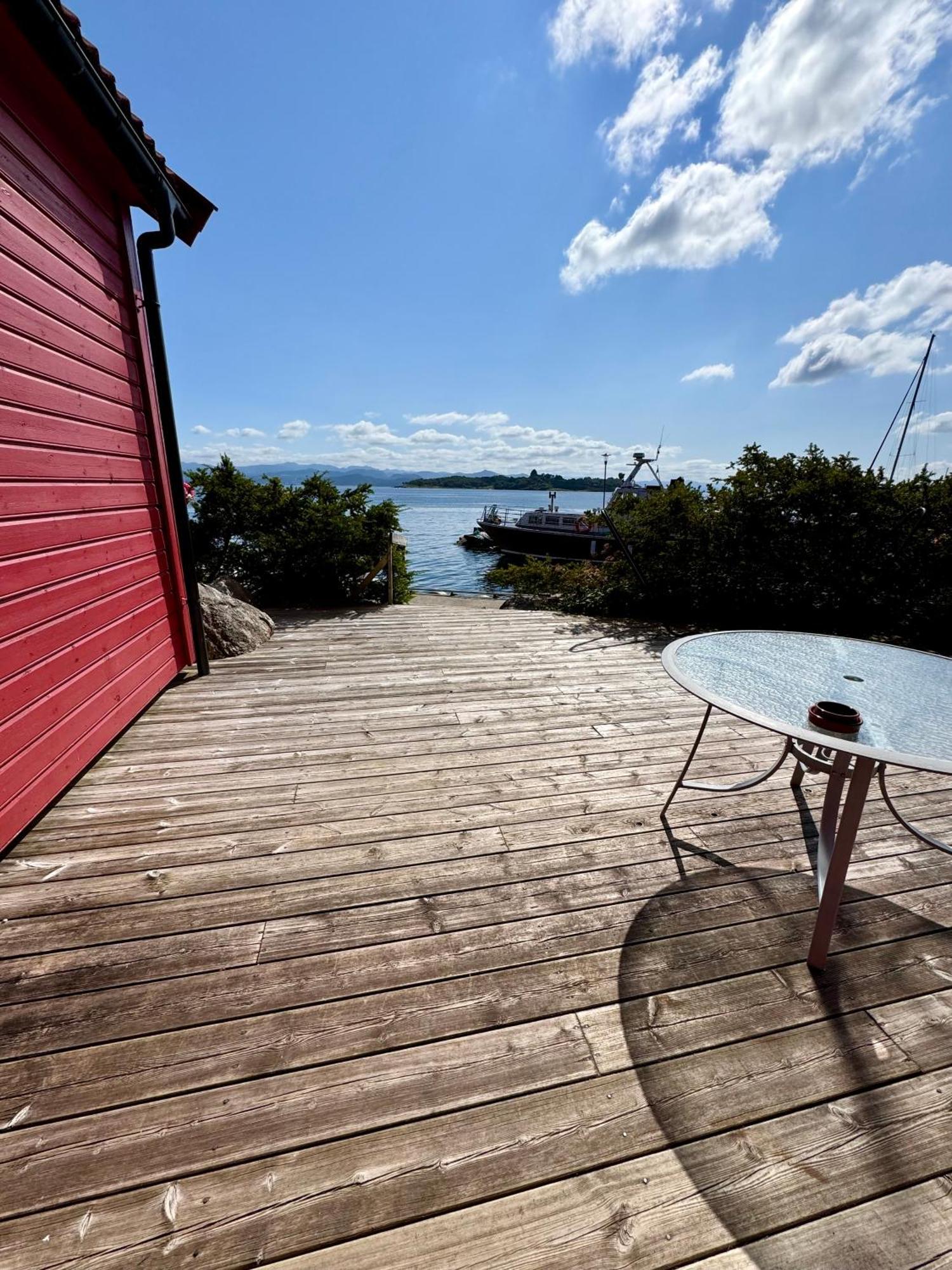 Sjoberg Hotell Og Ferie Leiligheter Osthusvik Luaran gambar
