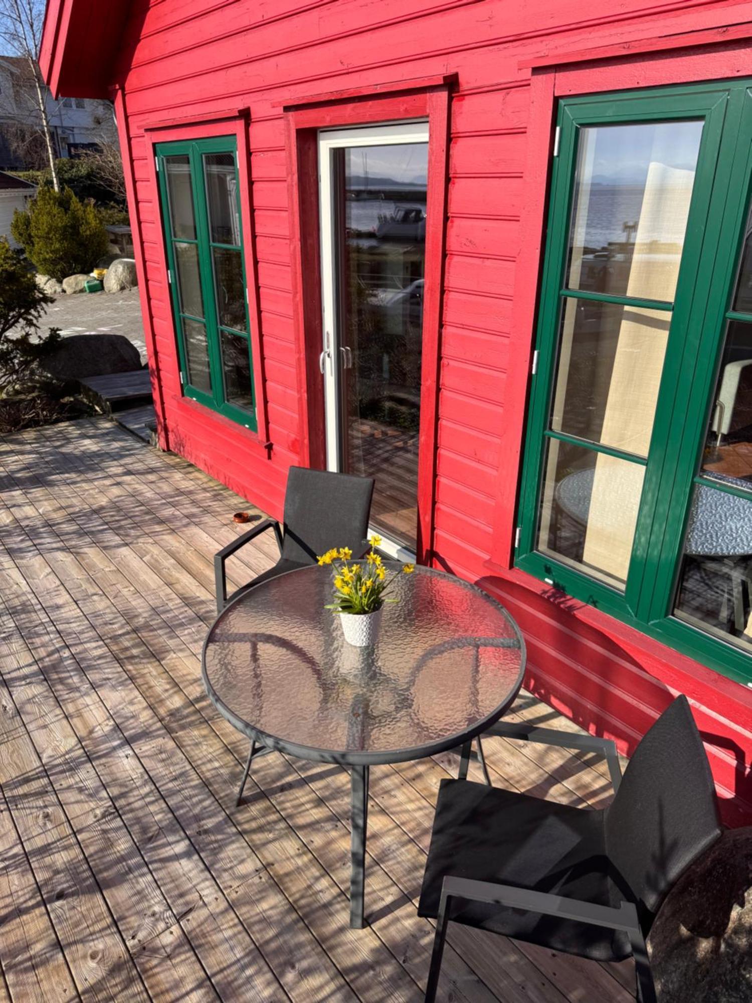Sjoberg Hotell Og Ferie Leiligheter Osthusvik Luaran gambar